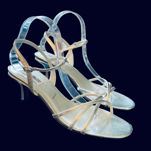 Private Collection by Dyeables FlamingoSilver Strappy Formal Sandals Size 10B - Picture 5 of 16